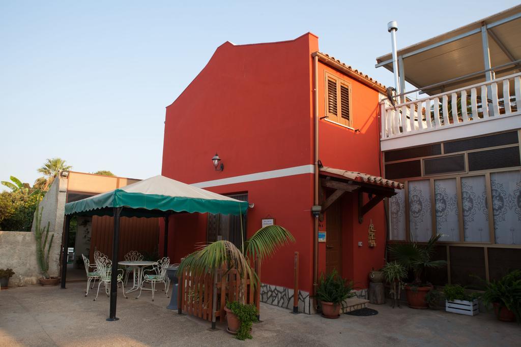 Acqua Di Mare Bed & Breakfast Locogrande